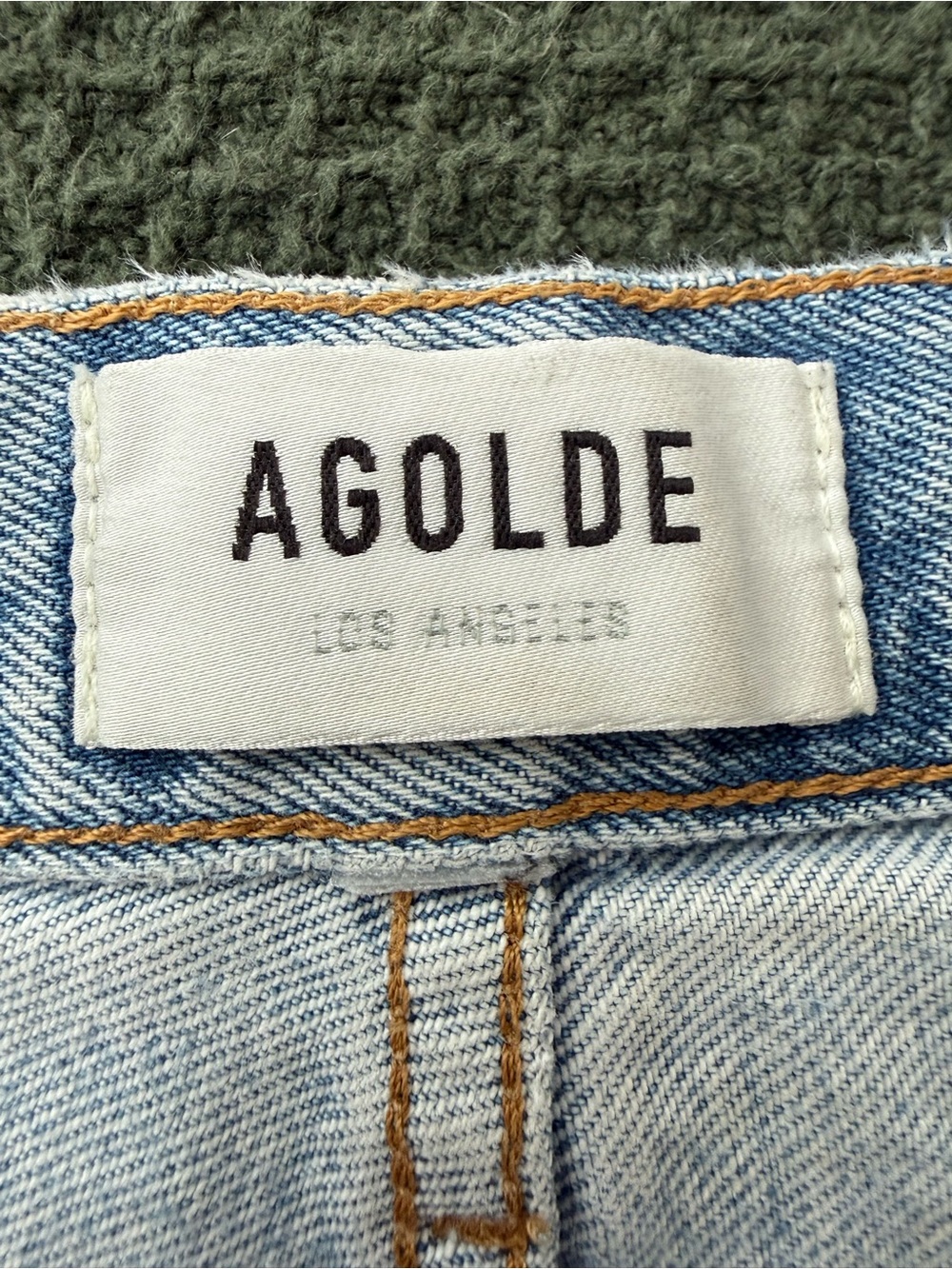 Agolde Riley Light Blue Button-Fly Denim Jeans - Picture 3 of 12